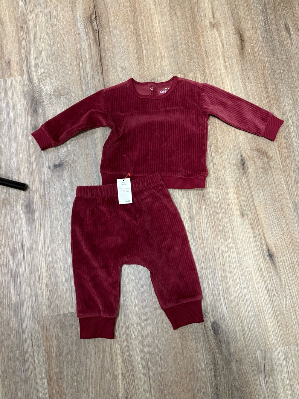 Cat & Jack Maroon Ribbed Velvet 2-Piece Baby Outfit NWT Size 6–9 Months